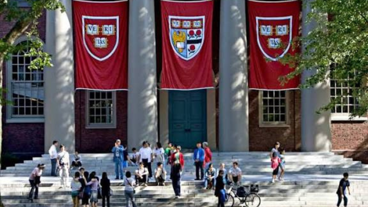 Cientista de Harvard e debate sobre Deus