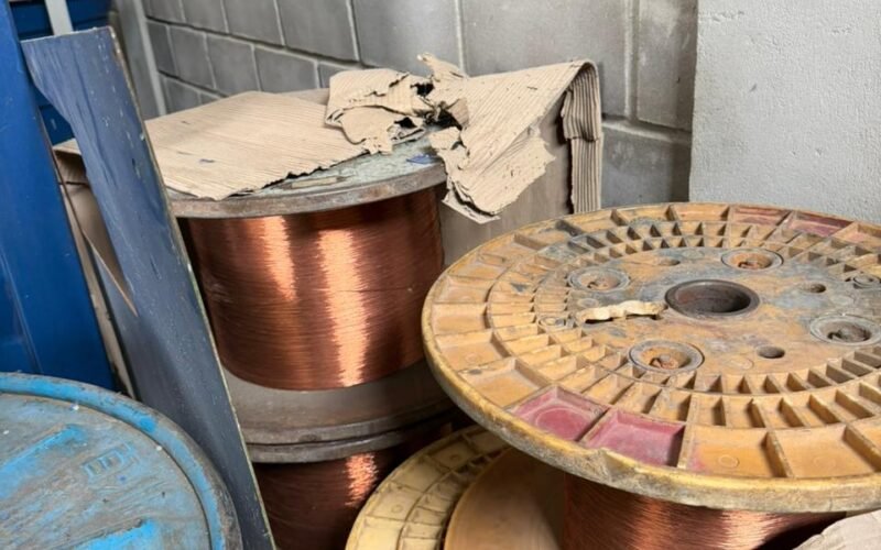 0ff1bdc7-f254-40b1-b047-0b99e3eb1f9e