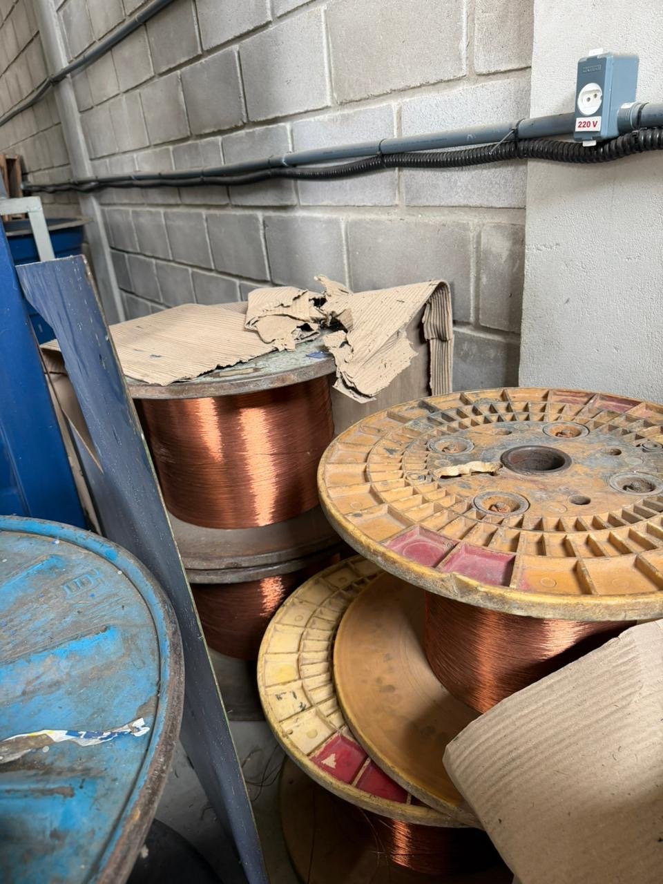 0ff1bdc7-f254-40b1-b047-0b99e3eb1f9e